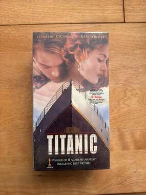 Titanic (VHS, 1998, 2-Tape Set) Factory Sealed New THX Remastered